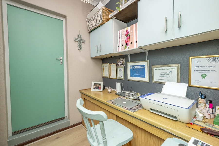 3 Bedroom Property for Sale in Protea Heights Western Cape